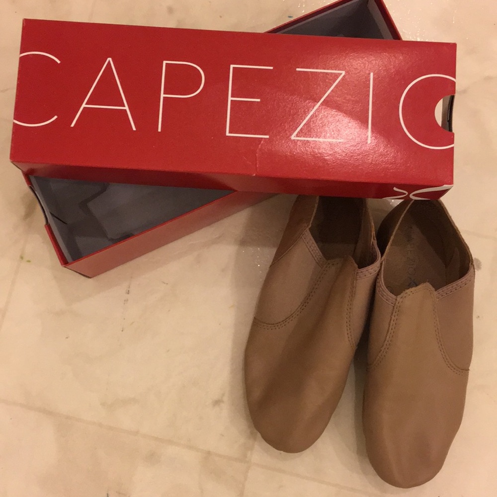 Dance shoes